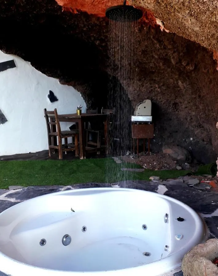 Casa Rural Alessia With Jacuzzi ,Garden & Swimming Pool Santa-Cruz de Ténérife Hébergement de vacances